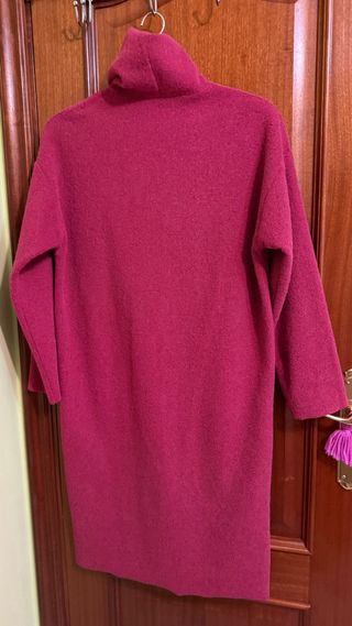 Vestido fucsia Zara cuello alto