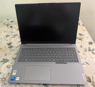 Portátil Lenovo Gris