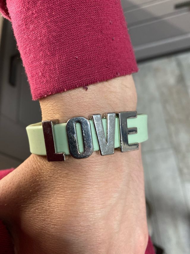 Bracciale LOVE silicone verde menta e argento