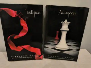 Saga Crepúsculo libros y DVD edición especial