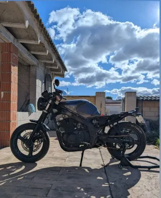 Suzuki GS500E