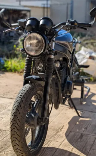 Suzuki GS500E