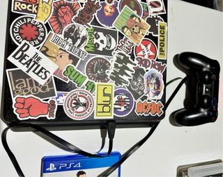 Consola PS4 Slim 1TB Negra