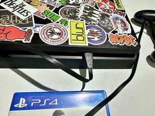 Consola PS4 Slim 1TB Negra