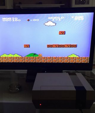 Nintendo NES con Zapper y mando
