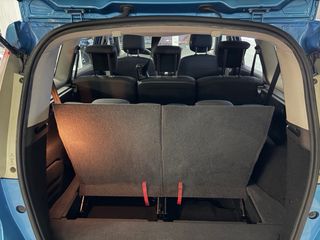 Renault Grand Scenic 2012