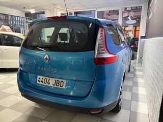 Renault Grand Scenic 2012