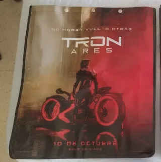 Mochila de "Tron: Ares" de Comic-Con Málaga 2025