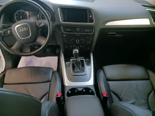 Audi Q5 2010 4x4 
