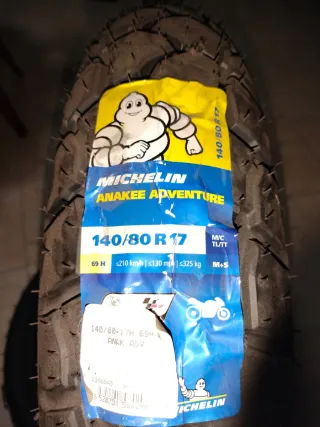 Neumáticos Moto Pirelli y Michelin