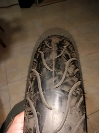 Neumáticos Moto Pirelli y Michelin