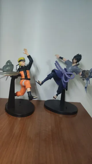 Figuras Naruto vs Sasuke