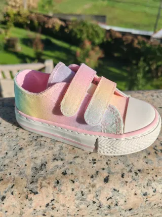 Zapatillas niña talla 22 arcoíris