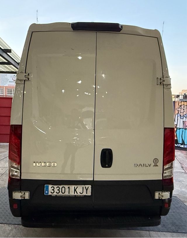 Iveco Daily 2.3 160 L3H2 2015