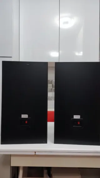 Altavoces Sansui S-45 de madera