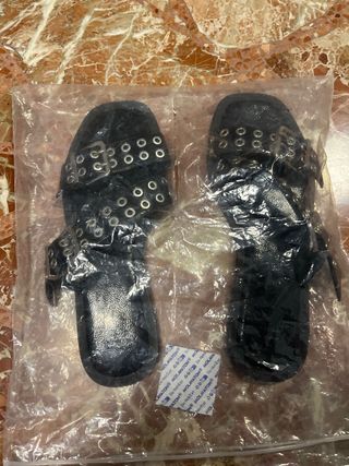 Sandalias negras talla 40