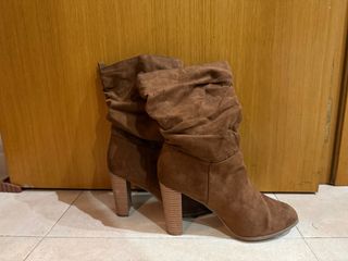 Botas marrones tacón talla 41