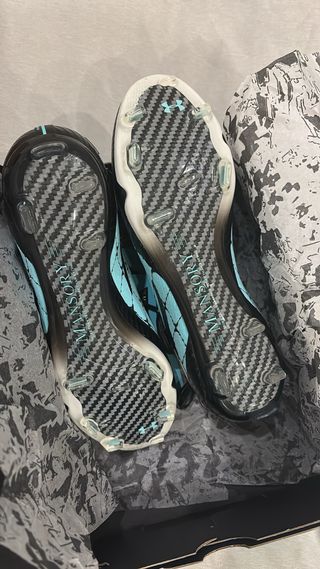 Botas Fútbol Under Armour MANSORY SIN USAR