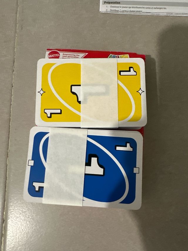 UNO - Juego de cartas clásico