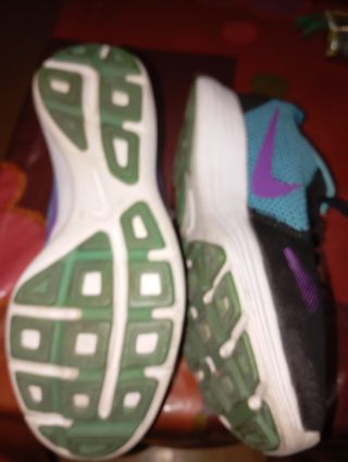 Zapatillas Nike Revolution 3 Negro/Morado