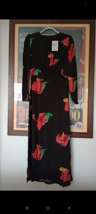 Vestido Desigual Negro Estampado Flores