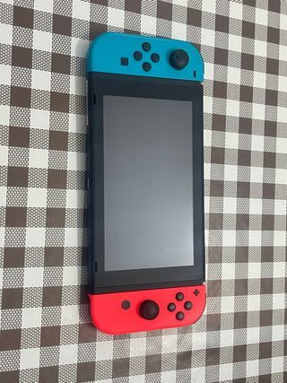 Nintendo Switch Azul y Rojo