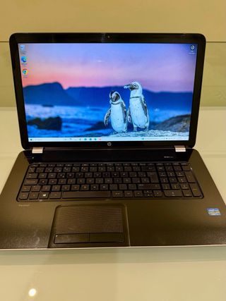 Portátil / Laptop HP de 17” i7 /12gbRam / 1T SSD. 