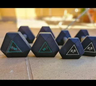 Juego de pesas hexagonales
