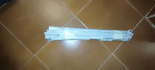 Estructura de hierro y raíles cajones