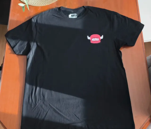 Camiseta Arale y Goku Negra