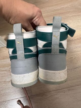 Tenis Puma Verde y Blanco