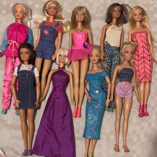 Lote de 9 Muñecas Barbie