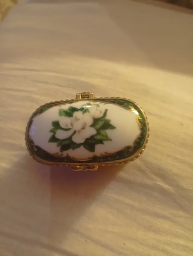 Cajita/Pastillero Porcelana Flores