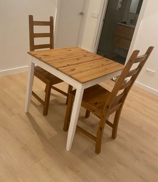 Mesa Comedor Madera IKEA + 2 Sillas