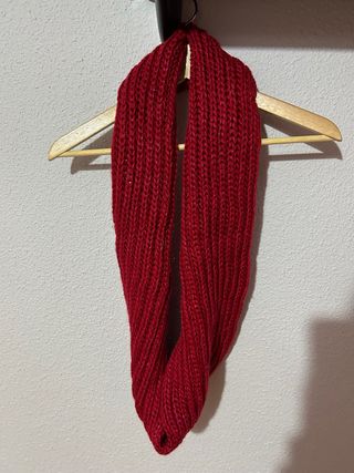 Fular rojo burdeos tejido
