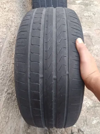 Neumáticos Pirelli 
