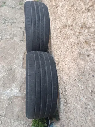 Neumáticos Pirelli 
