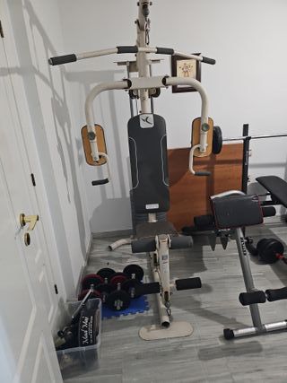 Gimnasio completo multiestación y pesas
