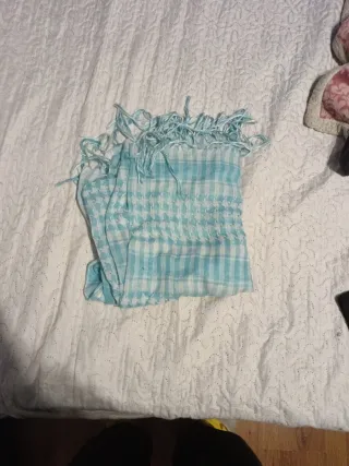 Pañuelo azul y blanco