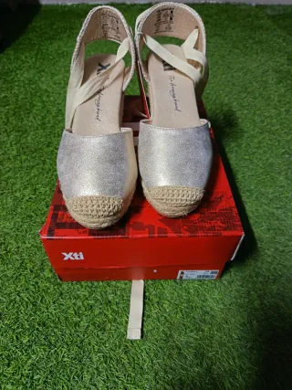 XTI Zapatos Valenciana Dorado Talla 39