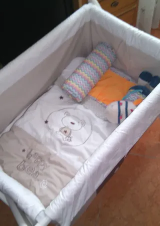 Minicuna bebé con ruedas
