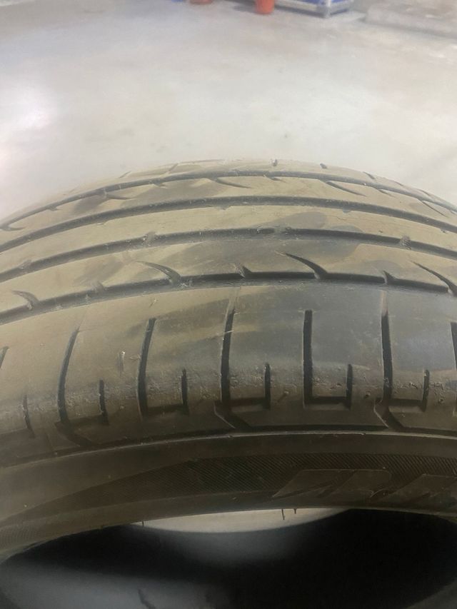 Bridgestone Dueler H/P 235/65R17