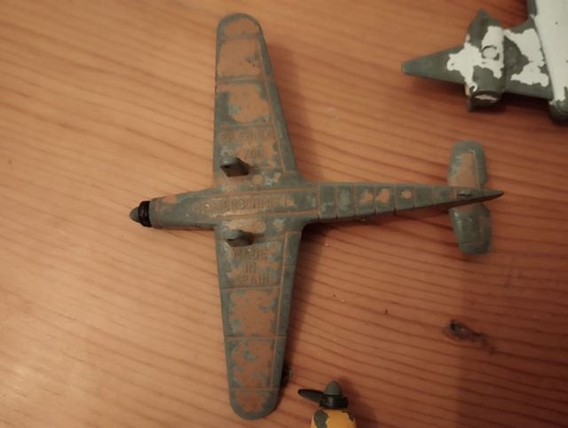 Lote 5 Aviones Juguete Antiguos Pilen