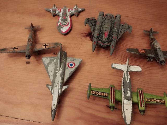 Lote 5 Aviones Juguete Antiguos Pilen