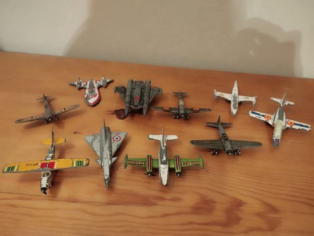 Lote 5 Aviones Juguete Antiguos Pilen