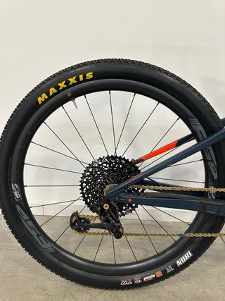 Orbea Oiz M10
