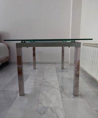 ELEGANTE MESA CRISTAL ALTA CALIDAD PERFECTO ESTADO