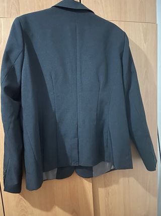 Americana Kiabi Negra Talla 48