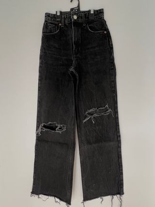 Jeans Anchos Tiro Medio Negros Rotos