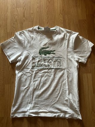 Camiseta Lacoste Blanca.